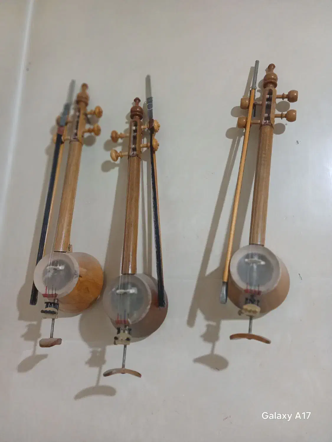 کمانچه|سازهای سنتی|کوهدشت, |دیوار