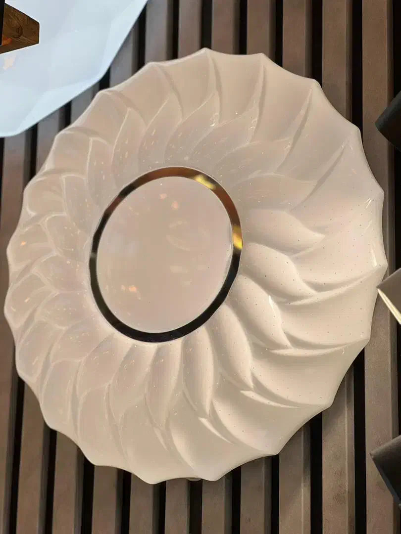 چراغ سقفی لوستر 120 وات ریموت دار 4 حالته طرح گل|لوستر و چراغ آویز|تبریز, |دیوار