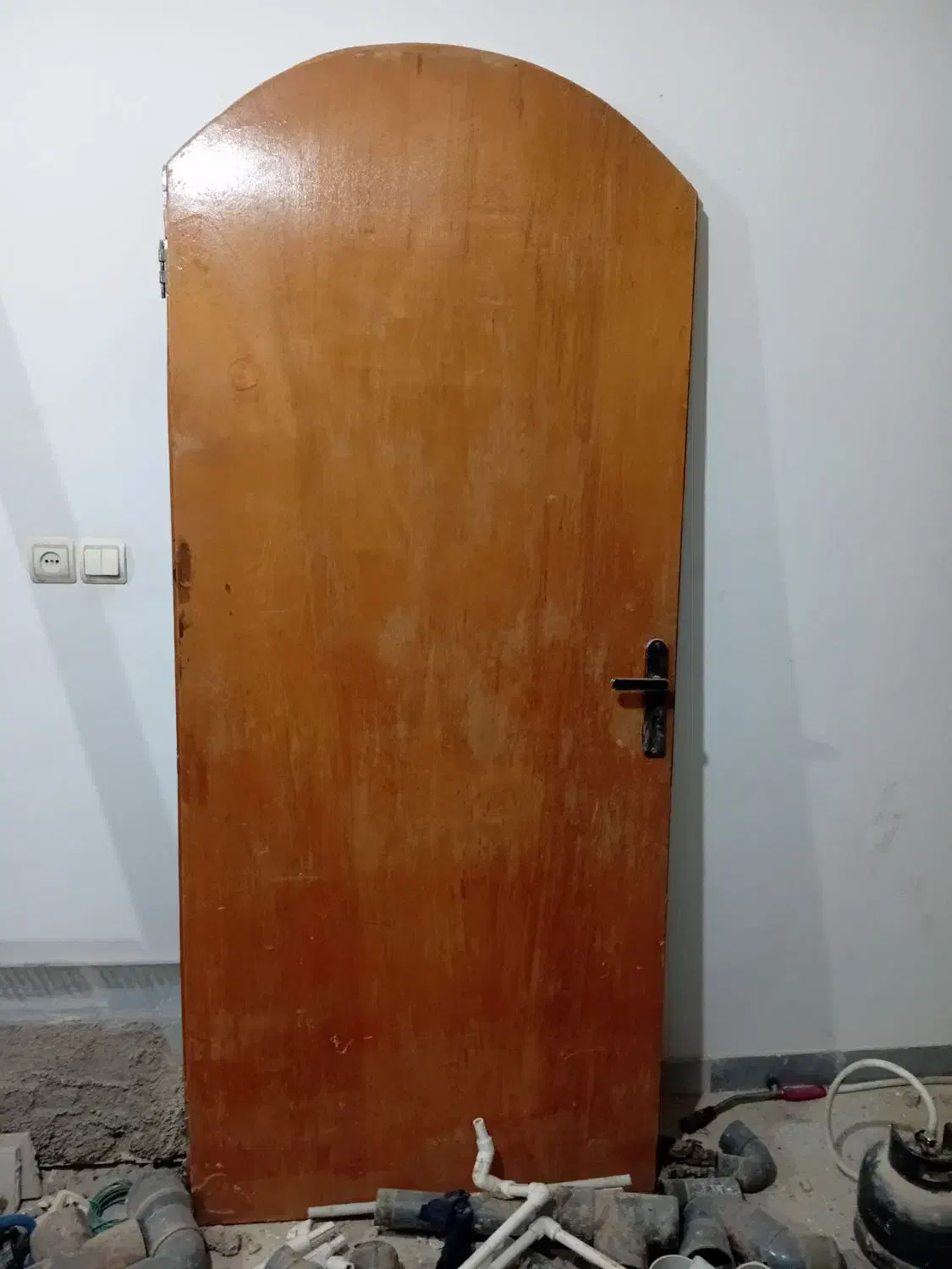 تعدادی در چوبی و آلمینیومی و پنجره|مصالح و تجهیزات ساختمان|دامغان, |دیوار