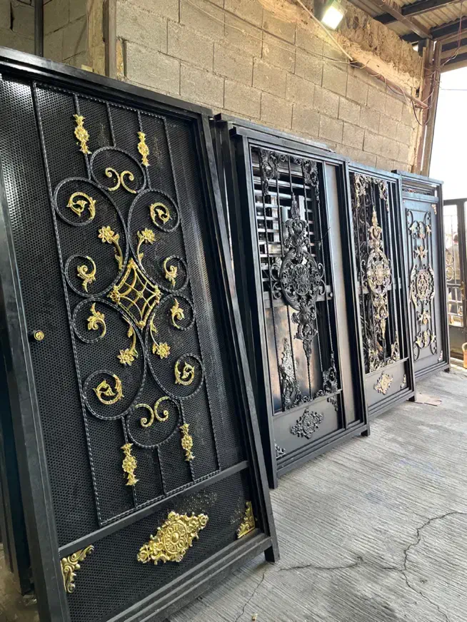 مجموعه تخصصی درب و پنجره ساختمانی|مصالح و تجهیزات ساختمان|تبریز, |دیوار