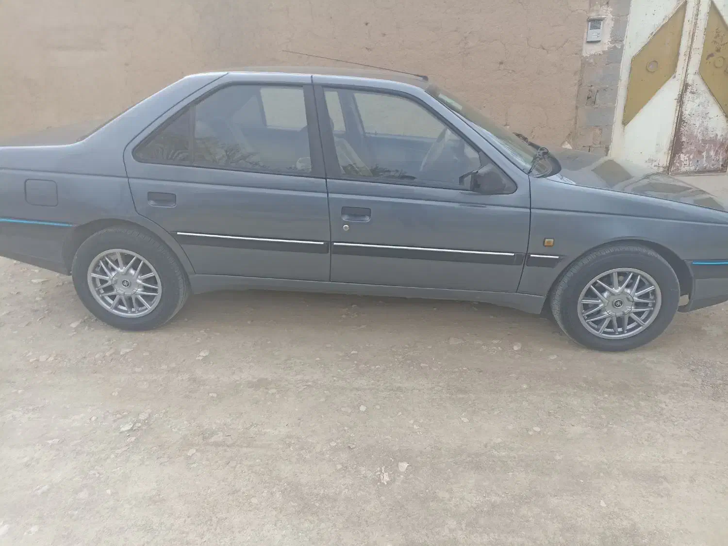 ۴۰۵مدل ۹۴|خودرو سواری و وانت|بیجار, |دیوار