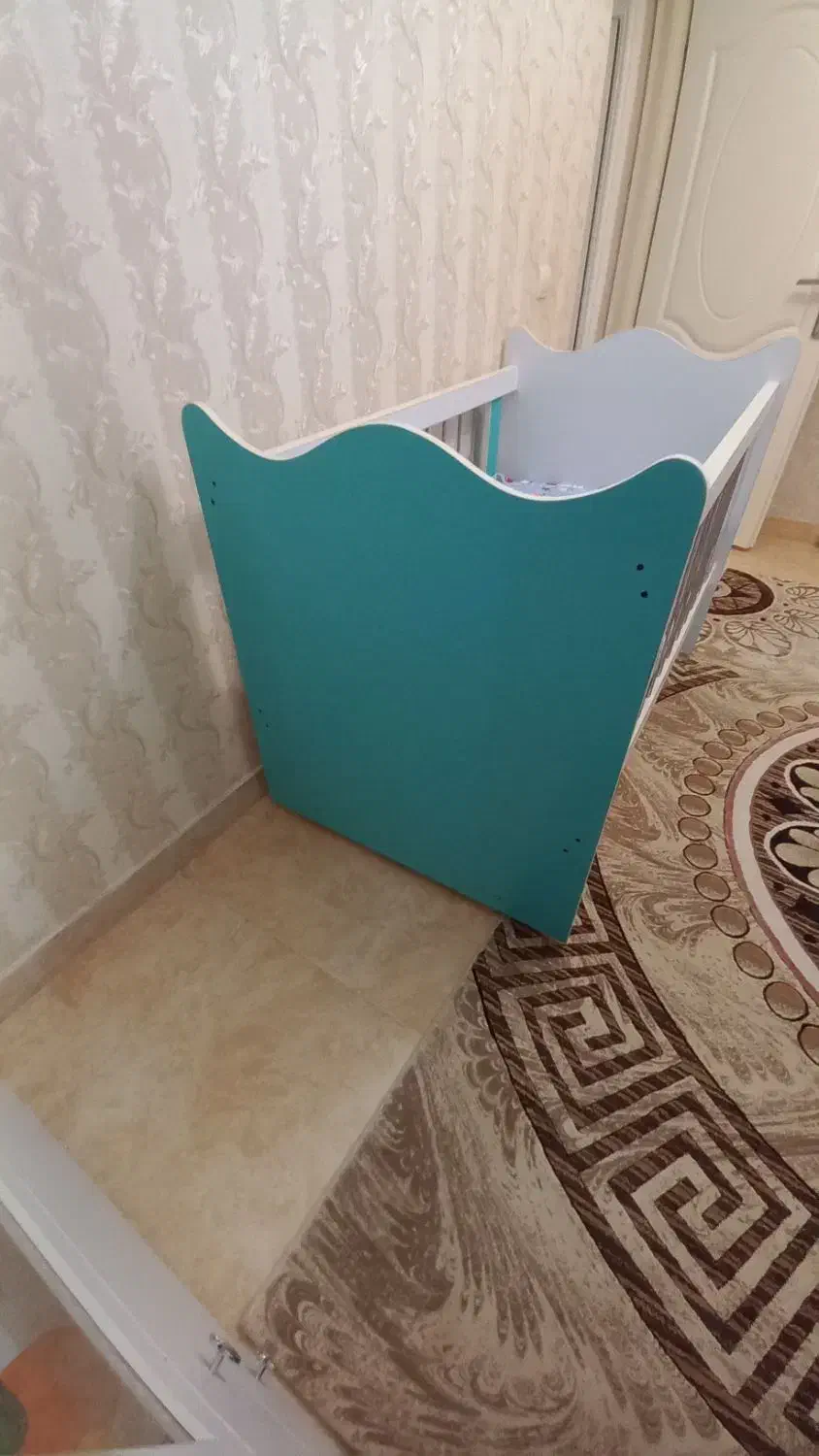 تخت گهواری کودک با تشک رویال|تخت و سرویس خواب|آستارا, |دیوار