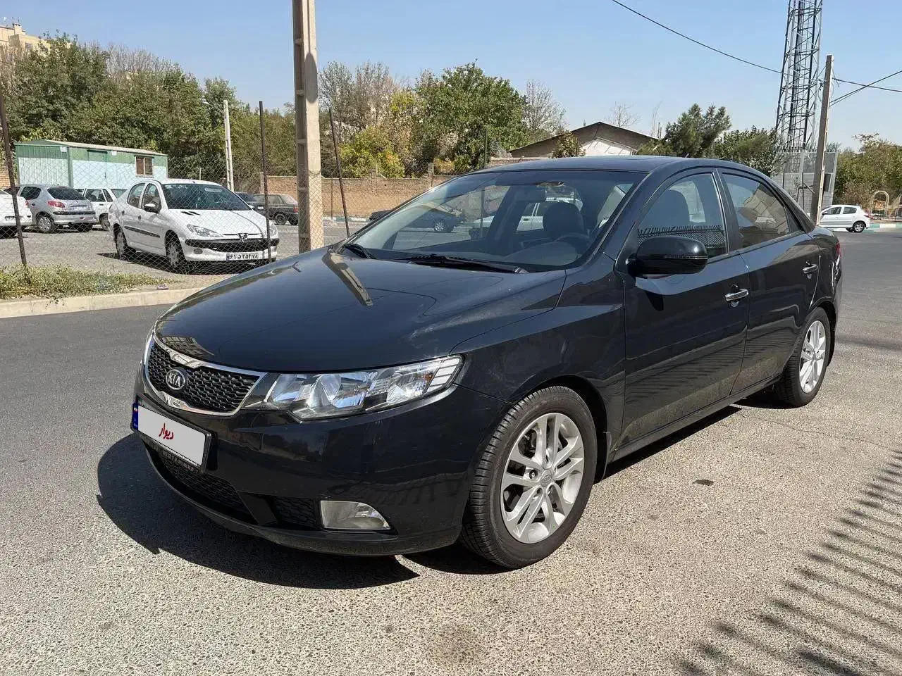 کیا سراتو ۲۰۰۰ مدل ۹۶ آپشنال|خودرو سواری و وانت|تهران, اکباتان|دیوار