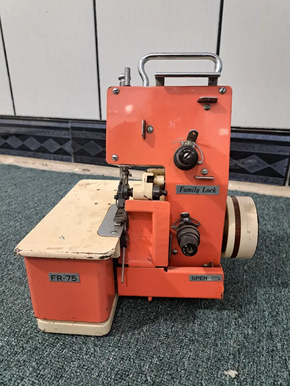 چرخ سردوز|چرخ خیاطی و ریسندگی|بندر ماهشهر, |دیوار