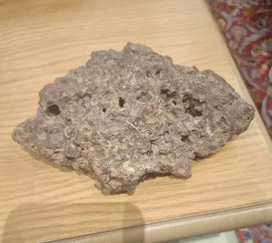 شهاب سنگ|کلکسیون و سرگرمی|میانه, |دیوار