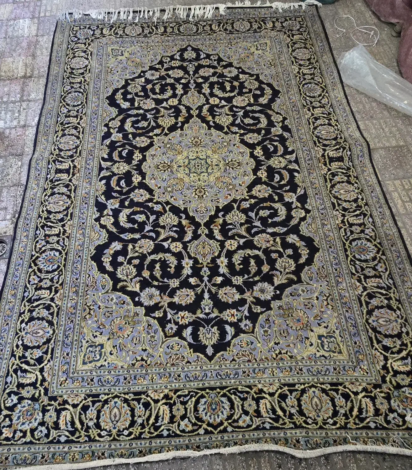 فرش دسباف کاشان ثابت|فرش|رشت, جانبازان|دیوار