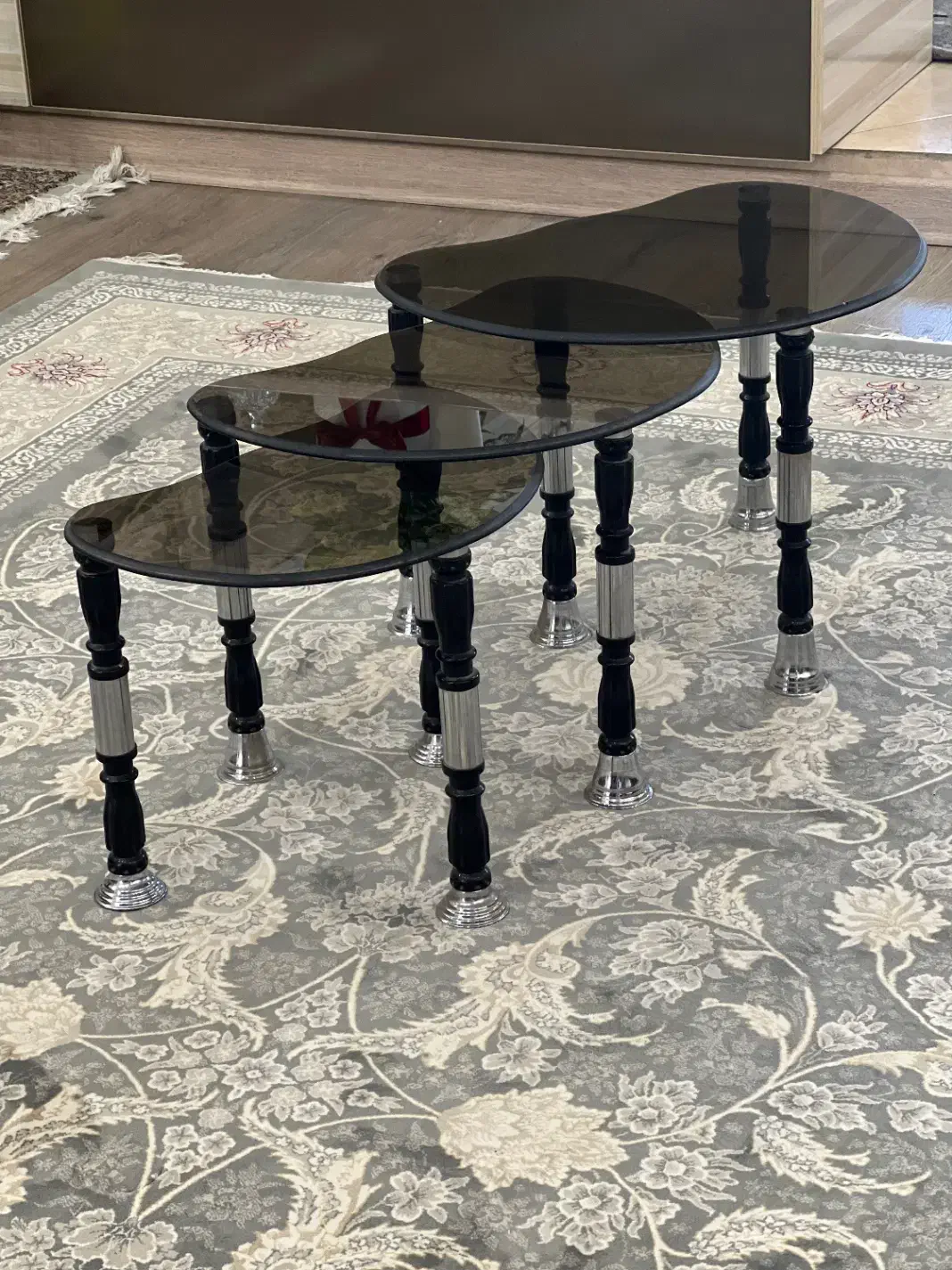 سه عدد میز عسلی شیشه ای|مبلمان خانگی و میز عسلی|قزوین, |دیوار