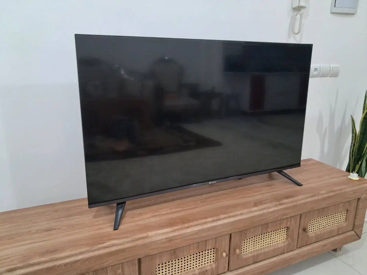 تلویزیون اسنوا ۵۰ اینچ|تلویزیون و پروژکتور|ایلام, |دیوار