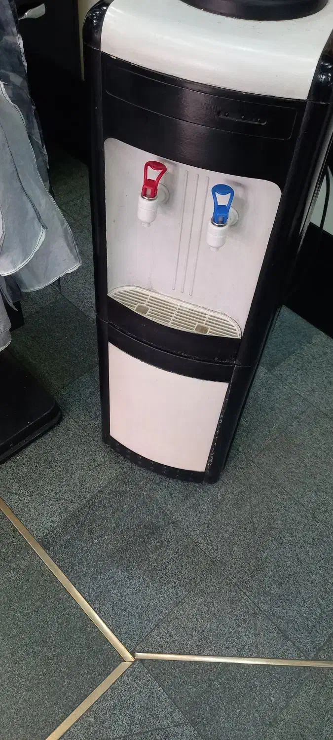 آبسرد کن و گرم|آب‌سردکن و تصفیه آب|نسیم‌شهر, |دیوار