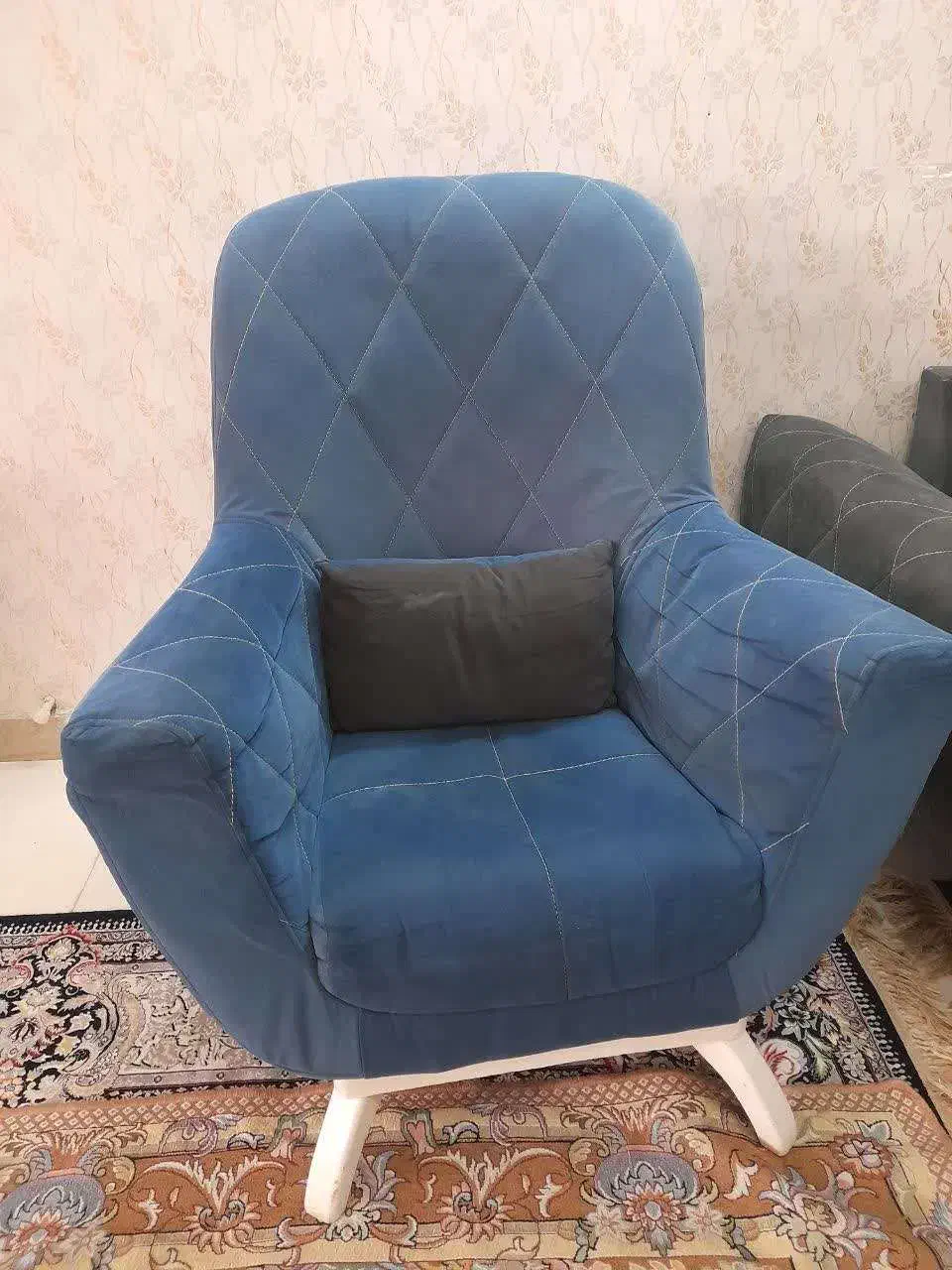 مبل راحتی|مبلمان خانگی و میز عسلی|کرج, شاهین‌ویلا|دیوار