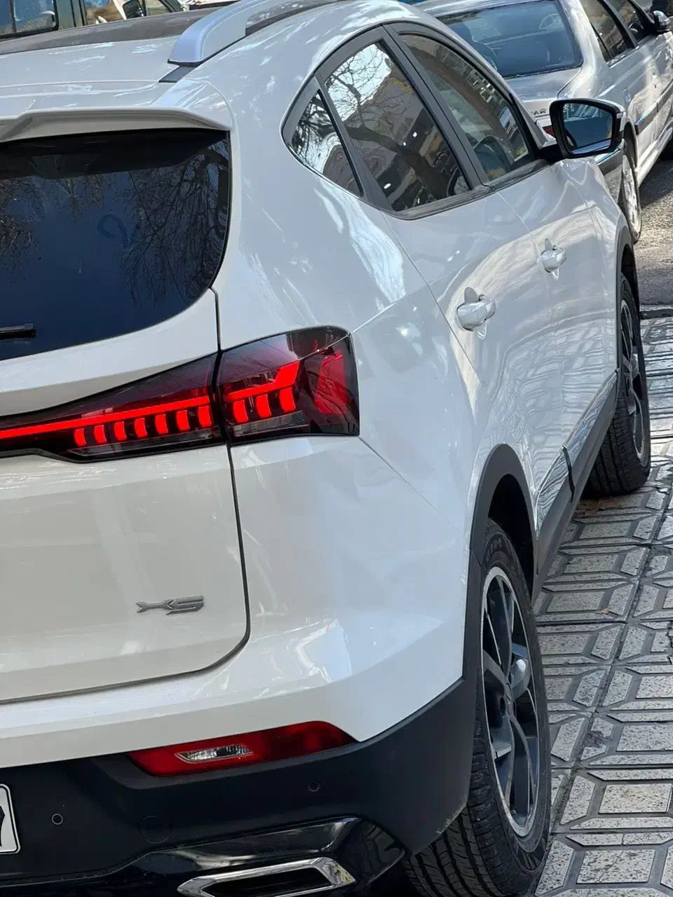 کی ام سی X5 مدل 1403/12 سفید خشک|خودرو سواری و وانت|ارومیه, |دیوار