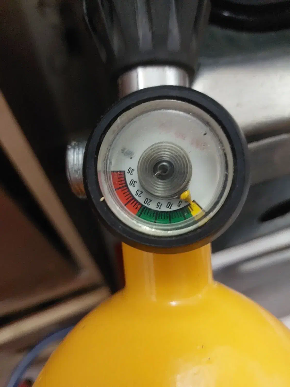 کپسول اکسیژن|پزشکی|بندر دیر, |دیوار