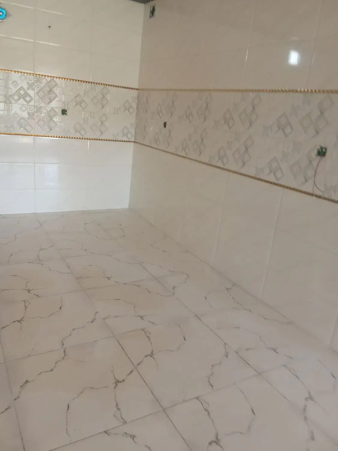 کاشی کاری وسنگ کاری مدرن|خدمات پیشه و مهارت|مراغه, |دیوار