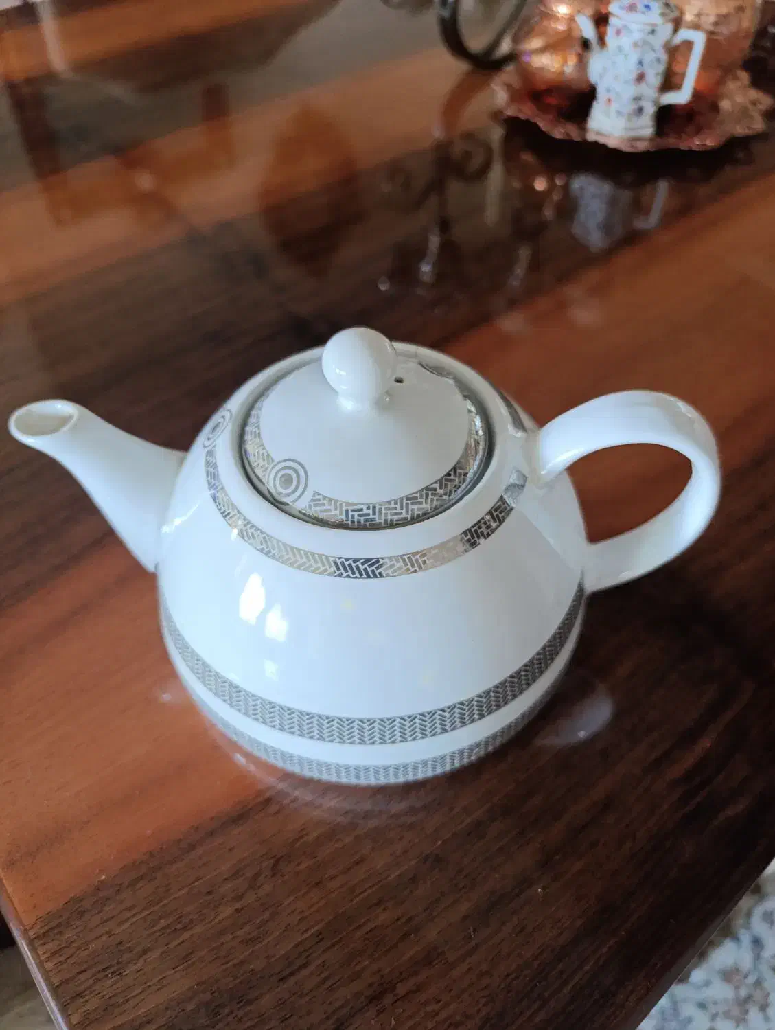 قوری چینی شیک|قوری، کتری، قهوه‌ساز دستی|ارومیه, |دیوار