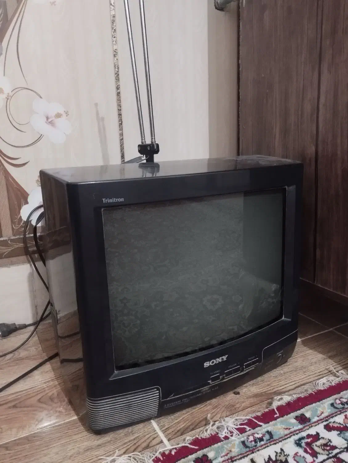 تلویزیون|تلویزیون و پروژکتور|زابل, |دیوار