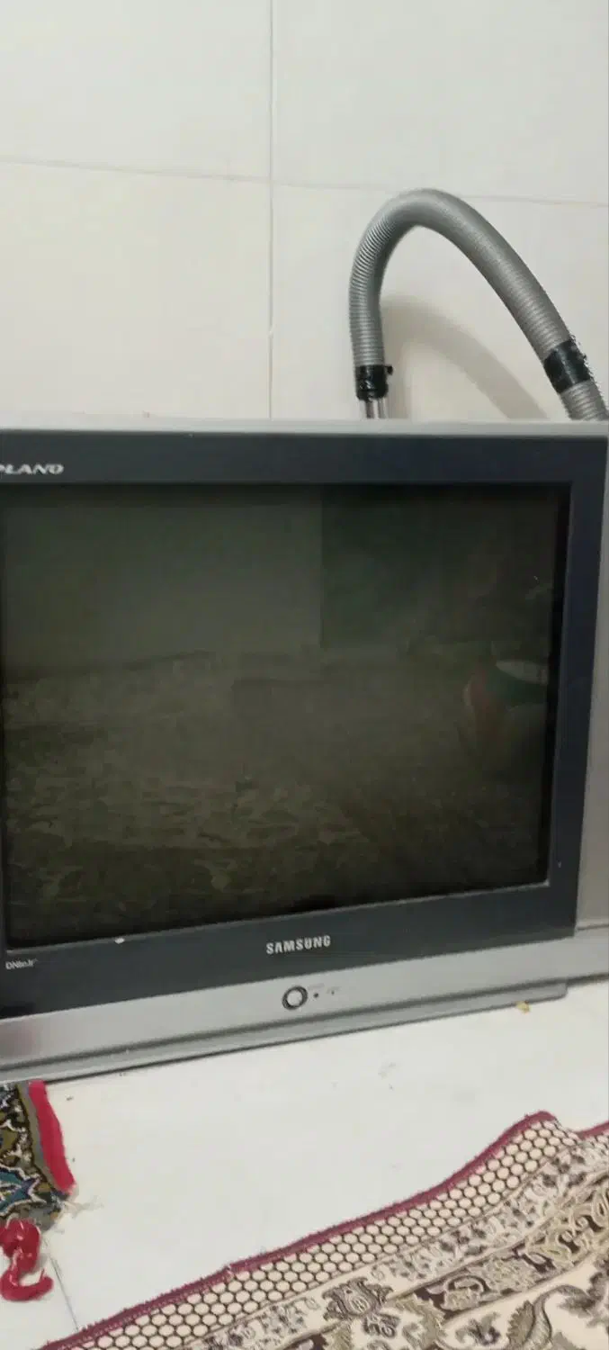 تلویزیون|تلویزیون و پروژکتور|کاشان, لتحر|دیوار