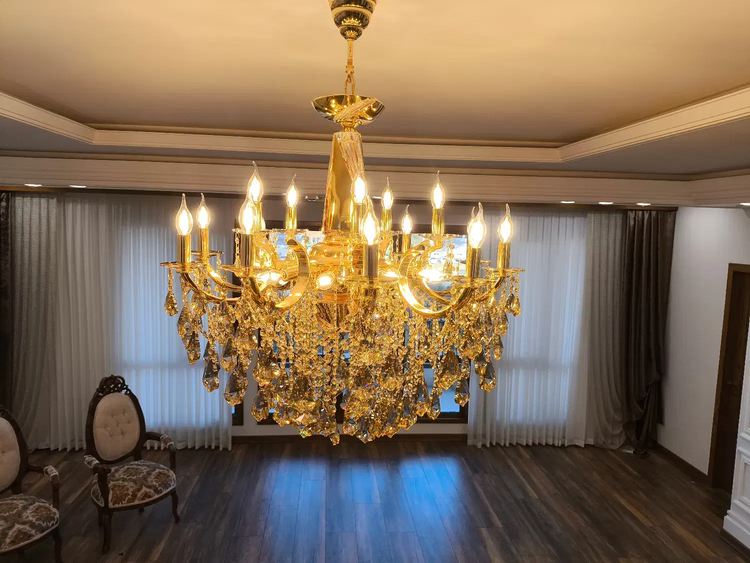 لوستر کریستالی، ۱۰ شاخه،گارانتی‌دار، همراه ۱۵ لاله|لوستر و چراغ آویز|زنجان, |دیوار