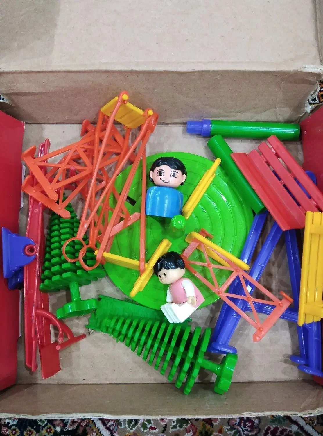 بازیهای فکری و ساختنی و جمعی و دستگاه سفالگری|اسباببازی|شوشتر, |دیوار