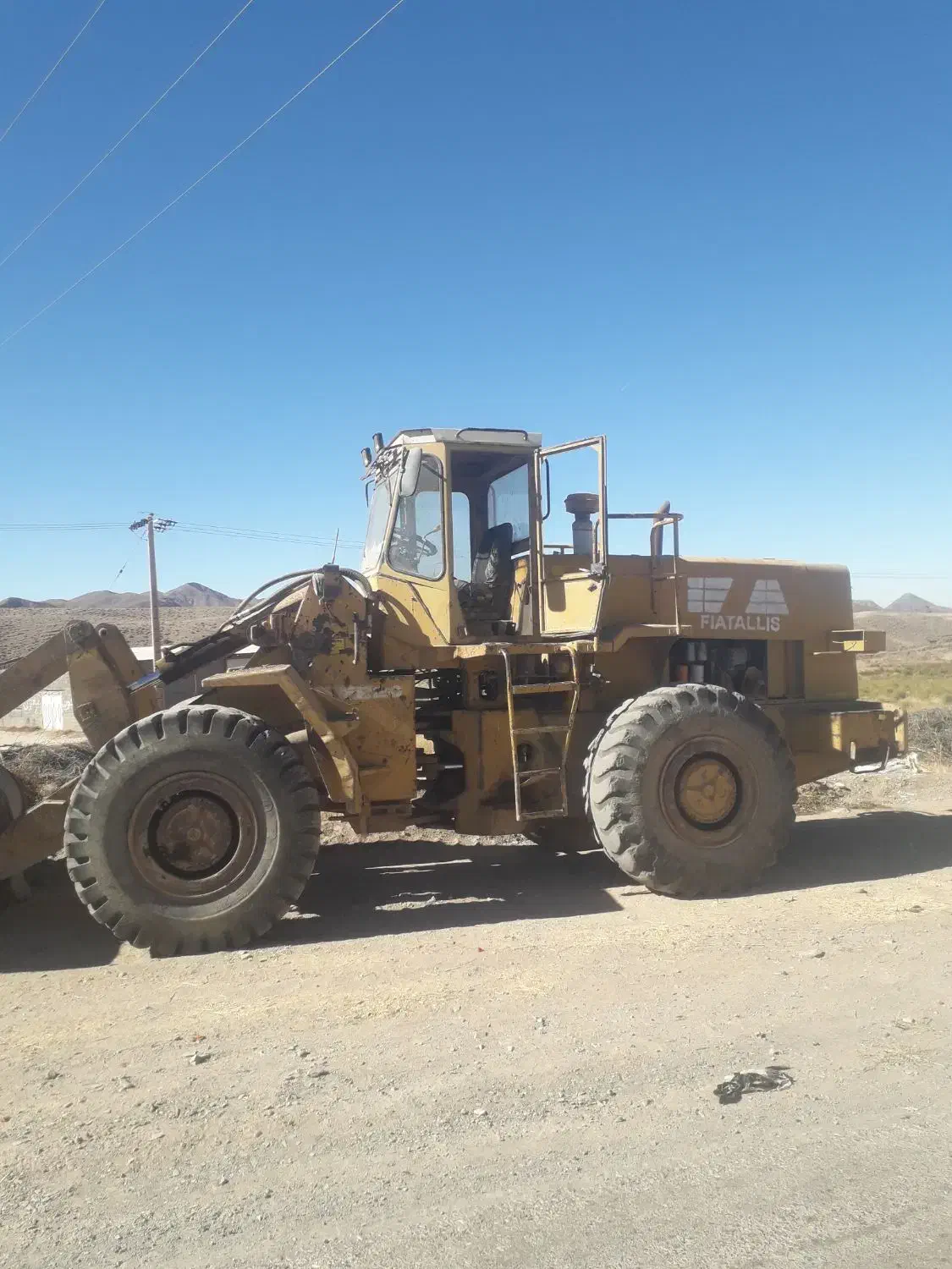 لودر اف ار ۲۰|خودرو سنگین|زیرکوه, |دیوار