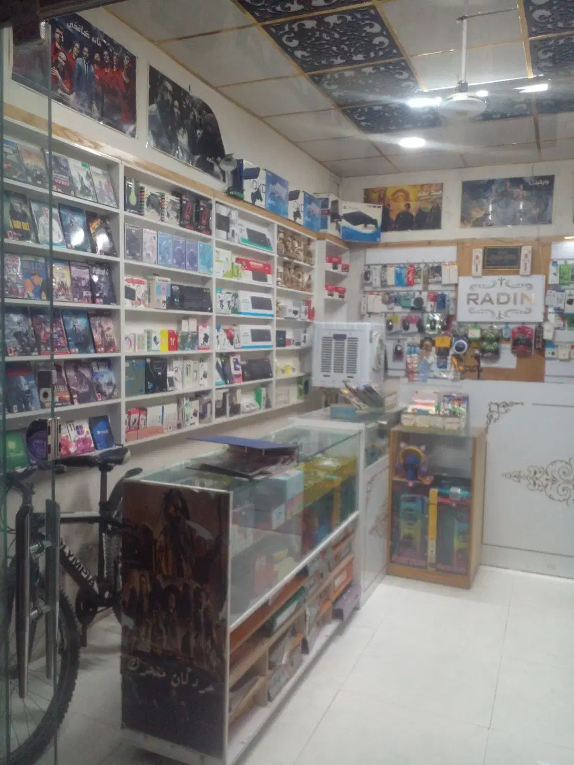 اجاره مغازه ۱۵ متری در طبرسی شمالی|اجارهٔ مغازه و غرفه|مشهد, شهید قربانی|دیوار