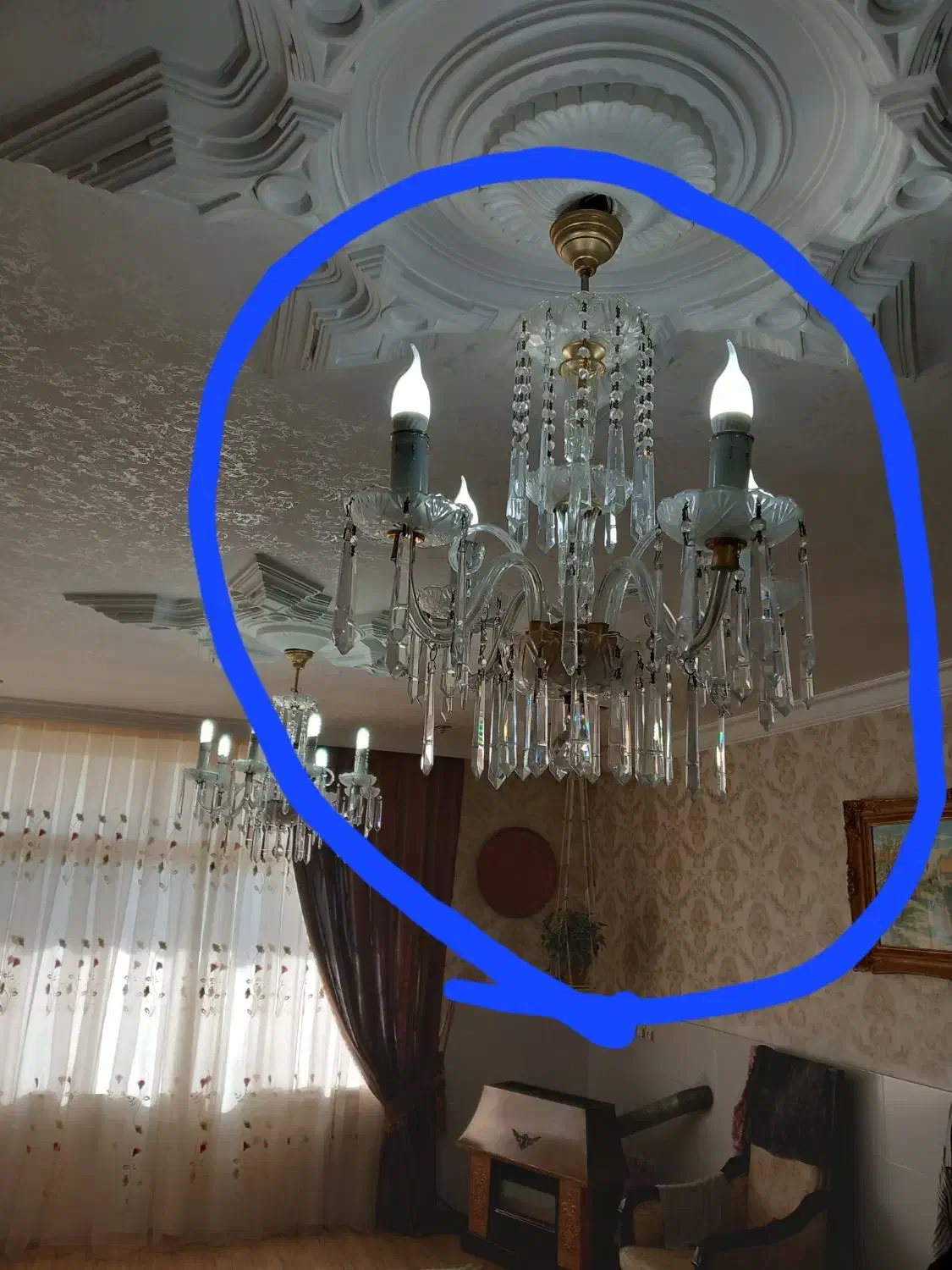 لوستر ۴ شاخه|لوستر و چراغ آویز|اصفهان, شهرک میلاد|دیوار