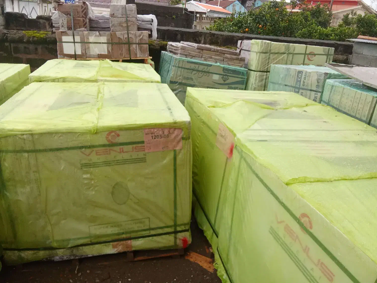 پیش فروش واحد مسکونی|پیش‌فروش املاک|بندر انزلی, کارآموزی|دیوار