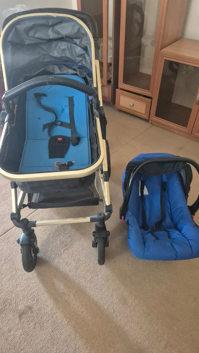 کالسکه و کریر و ساک بچه|کالسکه و لوازم جانبی|قزوین, |دیوار