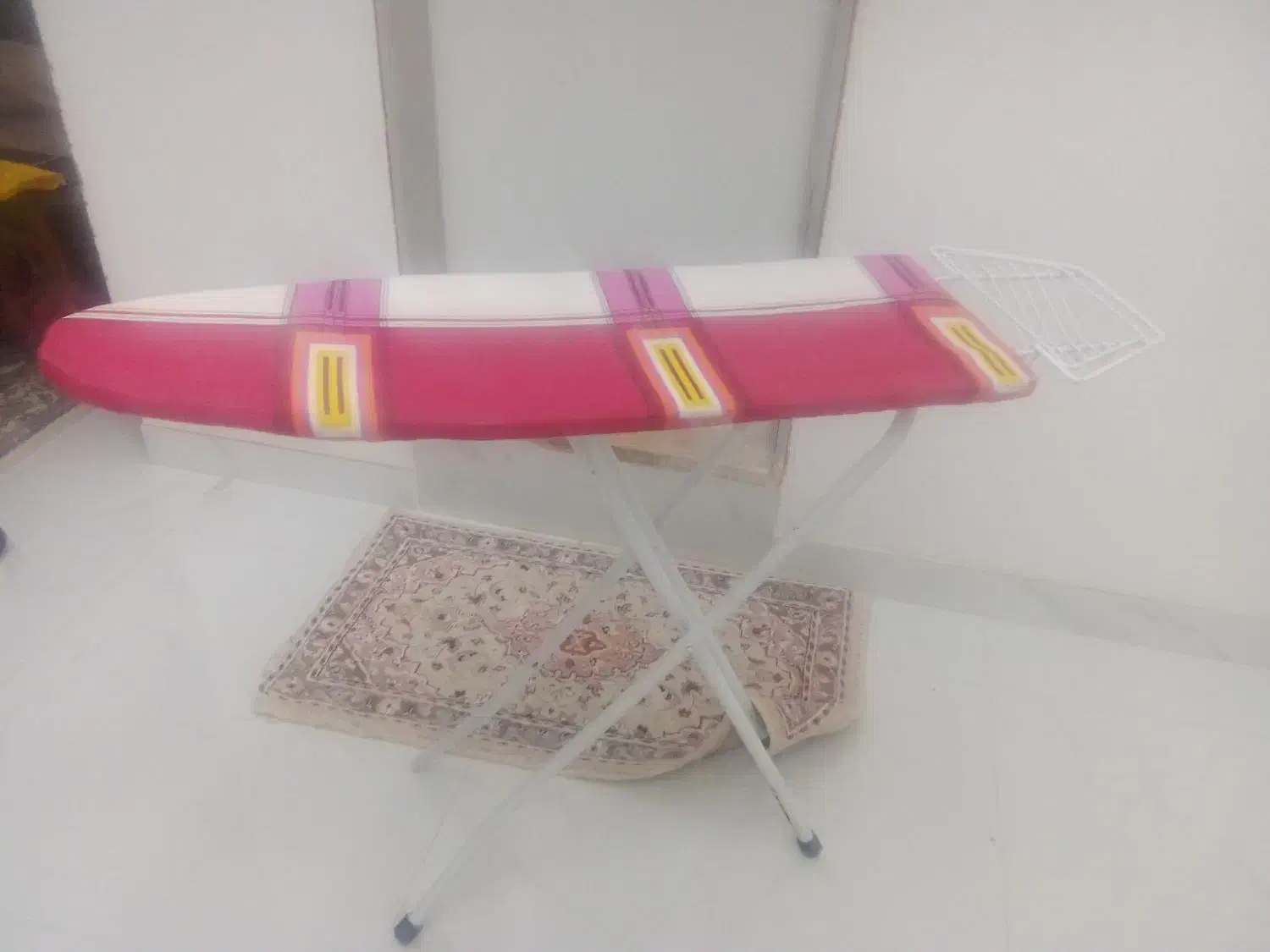 میز اتو روکش سالم نو|اتو و لوازم اتو|ملایر, |دیوار