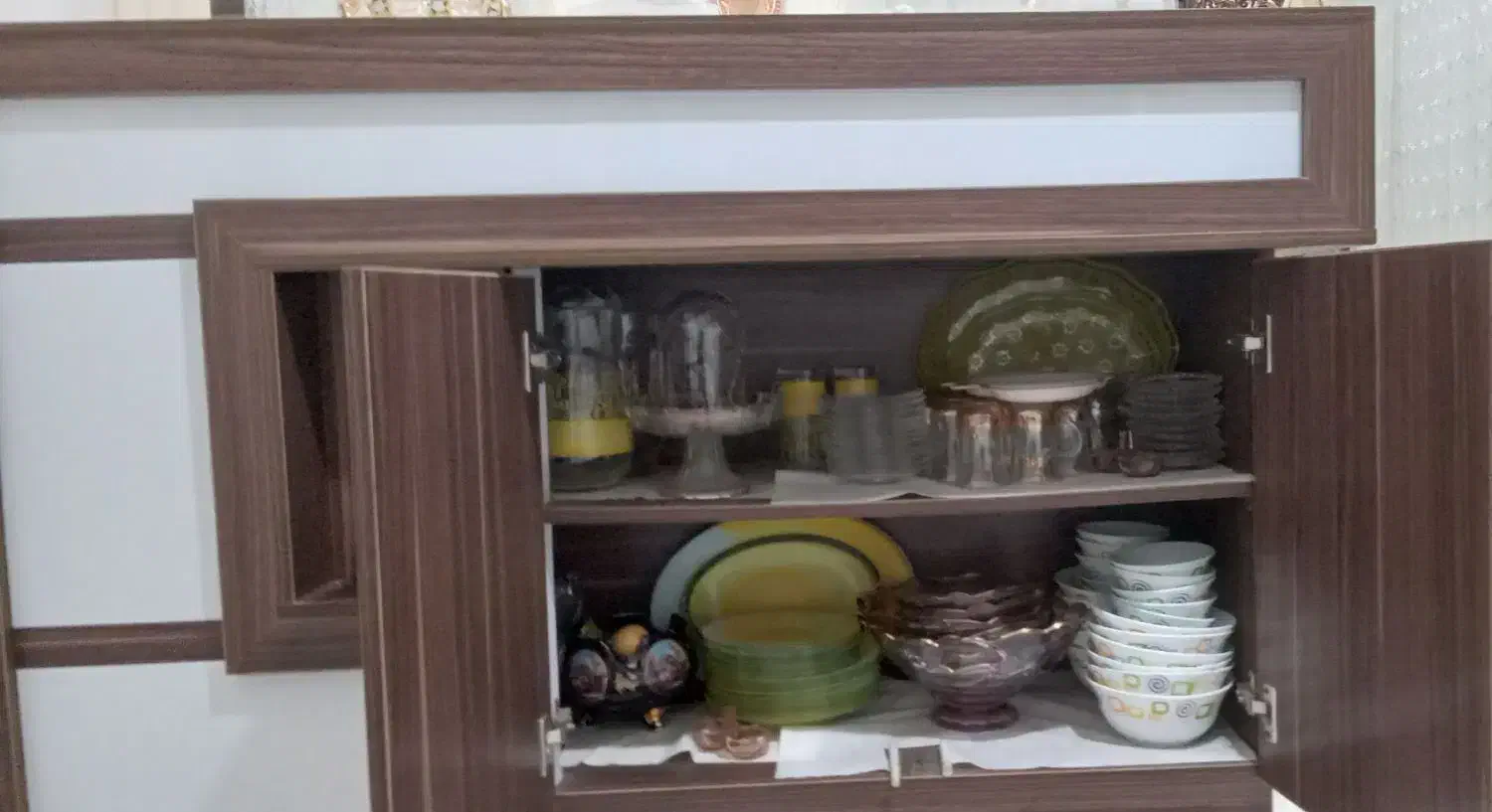 پیشخوان (اوپن) آشپزخانه|میز و صندلی غذاخوری|رشت, چله خانه|دیوار