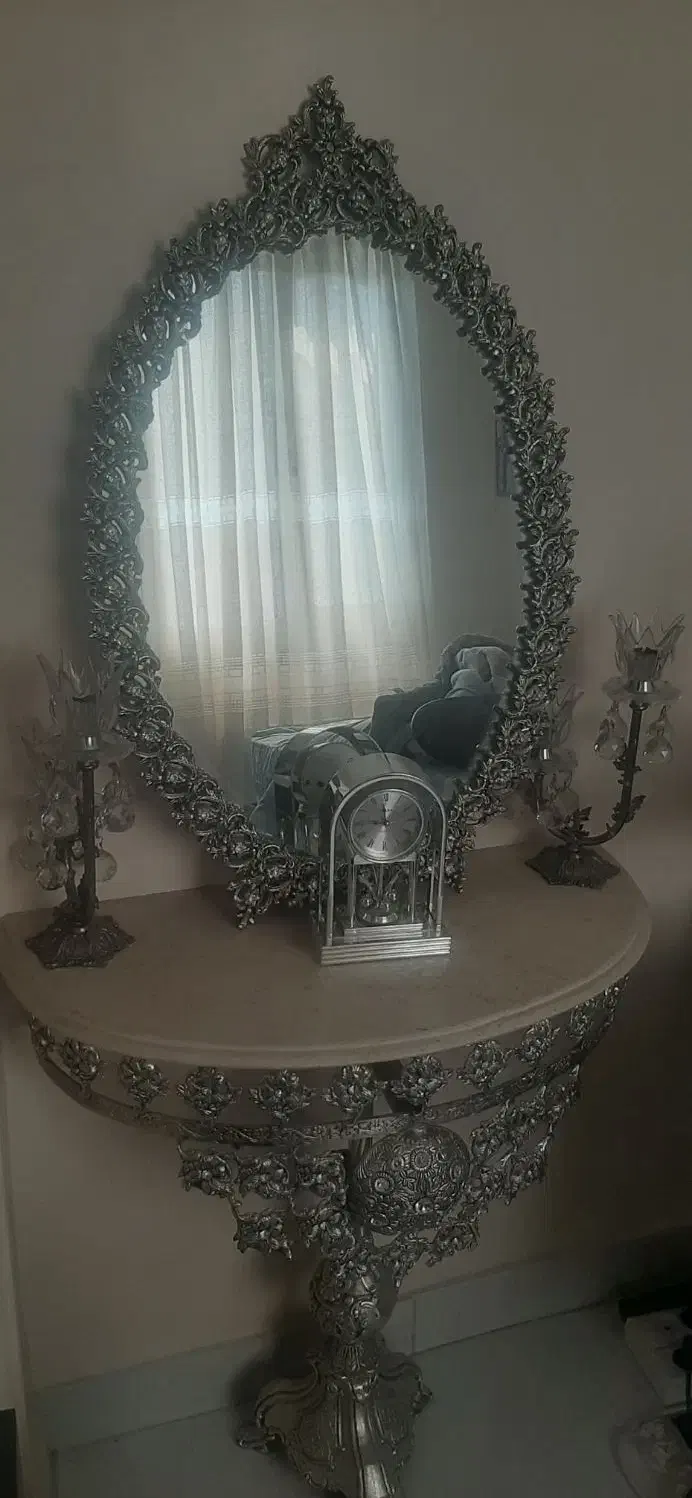 ایینه و شمعدان برنز مناسب جهیزیه|صنایع دستی و سایر لوازم تزئینی|ری, دولتآباد|دیوار