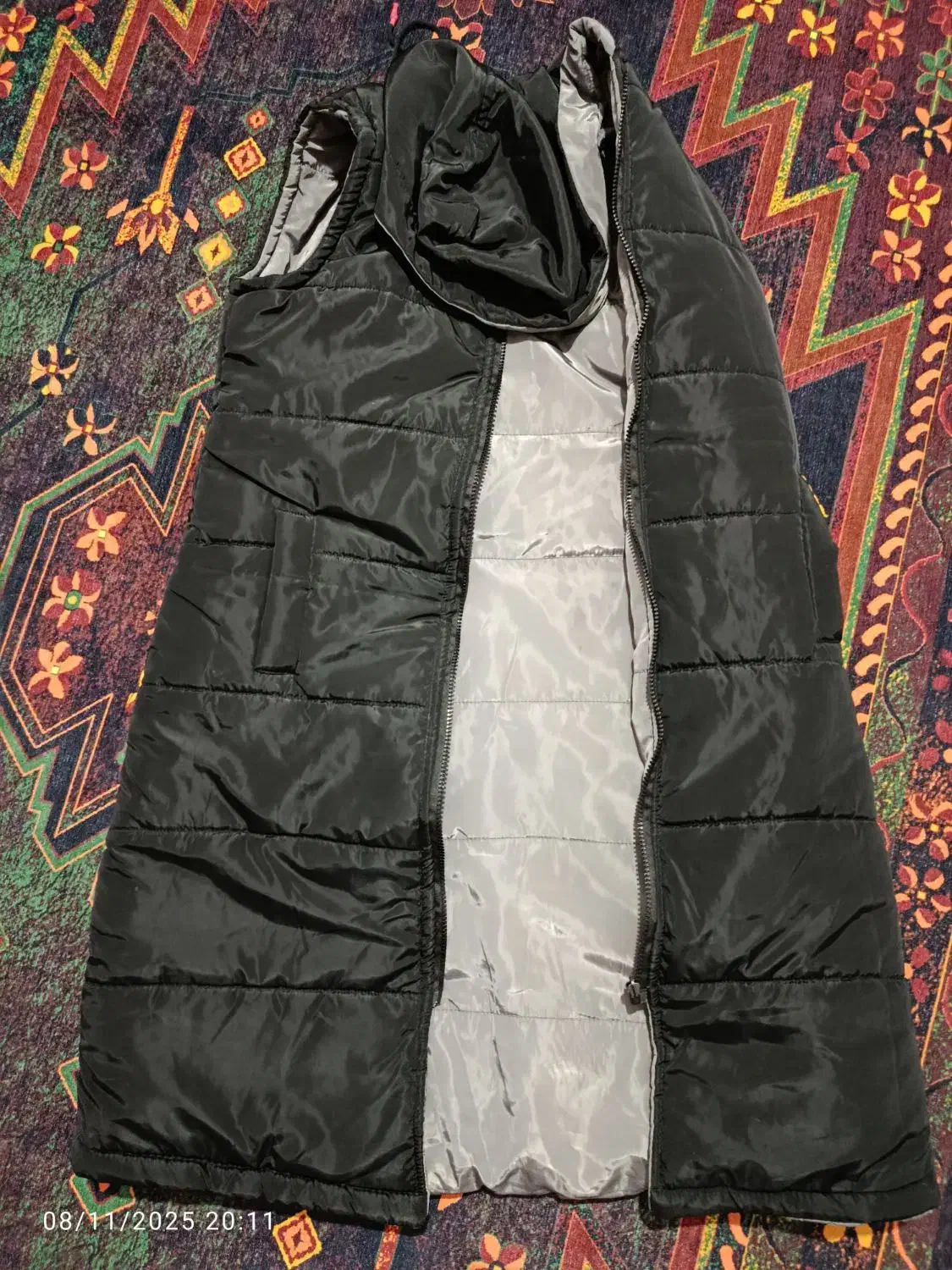 پافر|لباس|سبزوار, توحیدشهر|دیوار