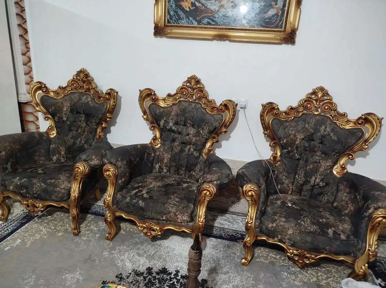 مبل سلطنتی ۹نفره چوب ها کامل سالم قیمت ۱۵|مبلمان خانگی و میز عسلی|شیراز, کرونی(خاتونک)|دیوار