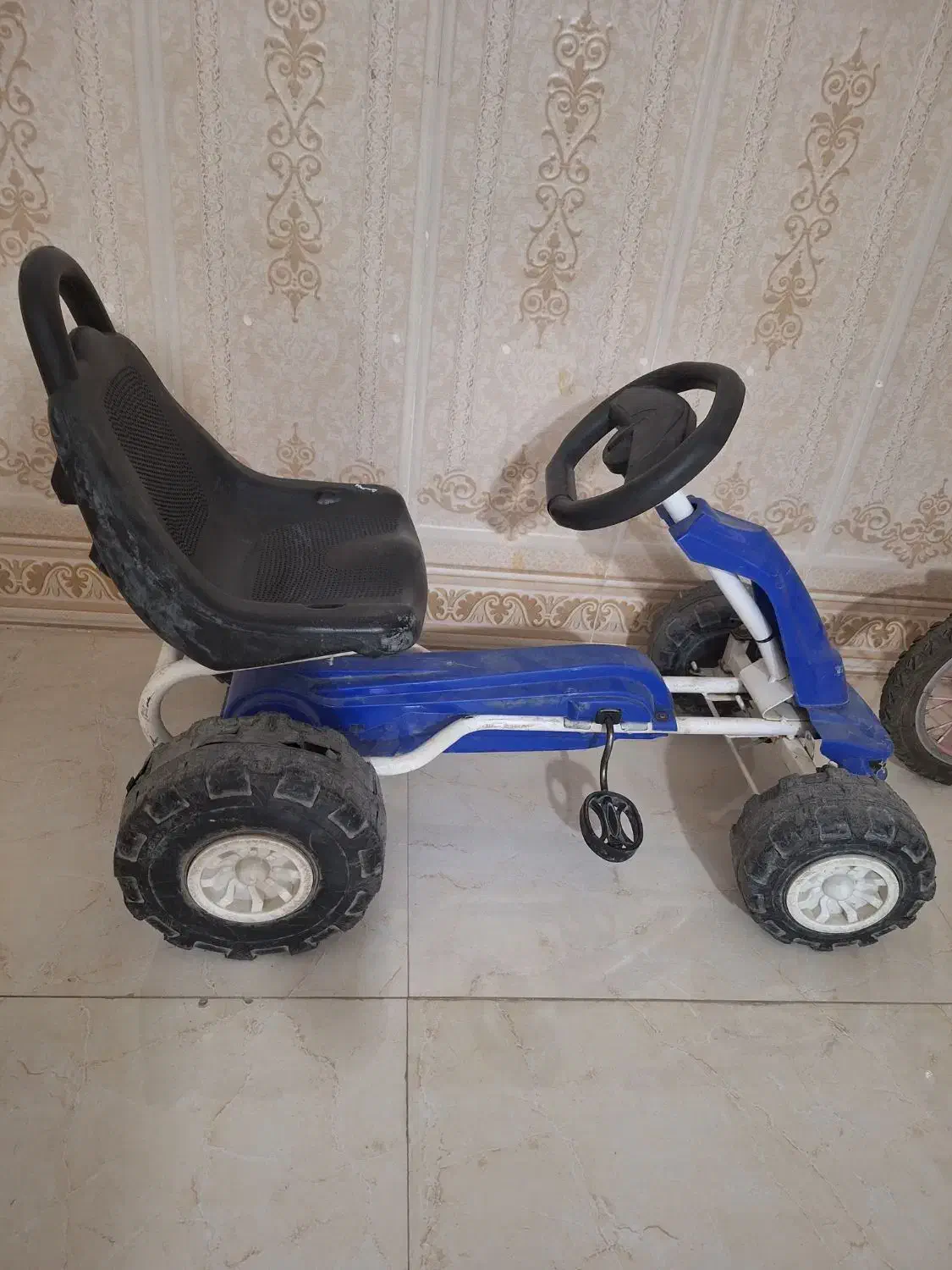ماشین چهارچرخ و اسکوتر باهم۵۰۰|اسباب‌‌بازی|ورامین, ورامین|دیوار