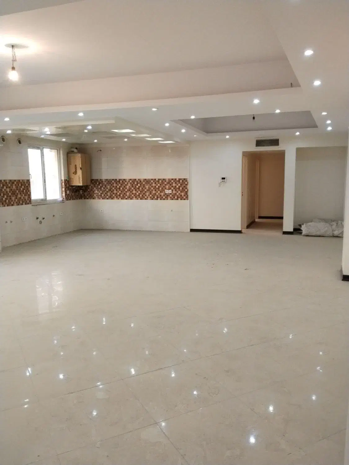 ۱۲۵متر.۲خ.آسانسوردار.کلیدنخورده|فروش آپارتمان|تهران, مینای شمالی (مخبر)|دیوار