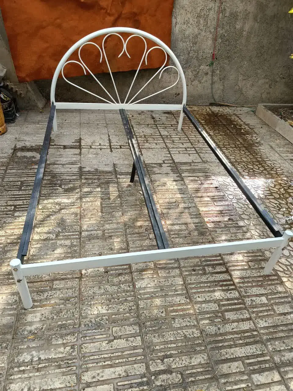 تخت فلزی دونفره درحدنو|تخت و سرویس خواب|کرج, شاهین‌ویلا|دیوار