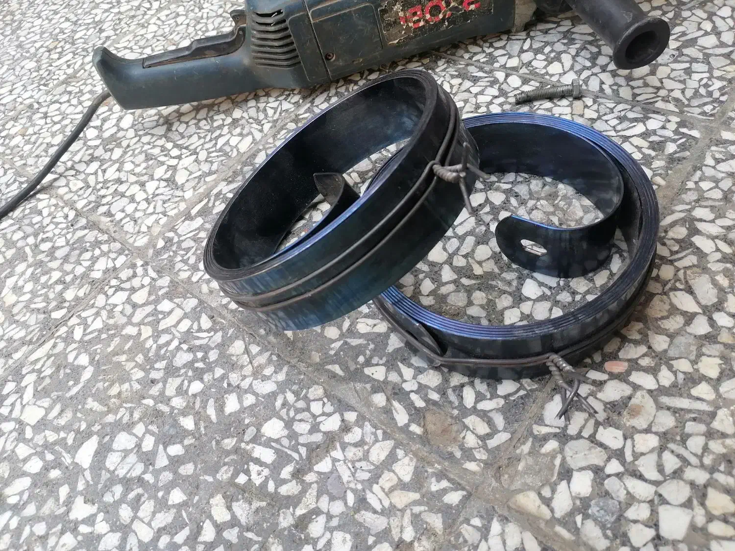 کرکره سازی|خدمات پیشه و مهارت|گنبد کاووس, |دیوار