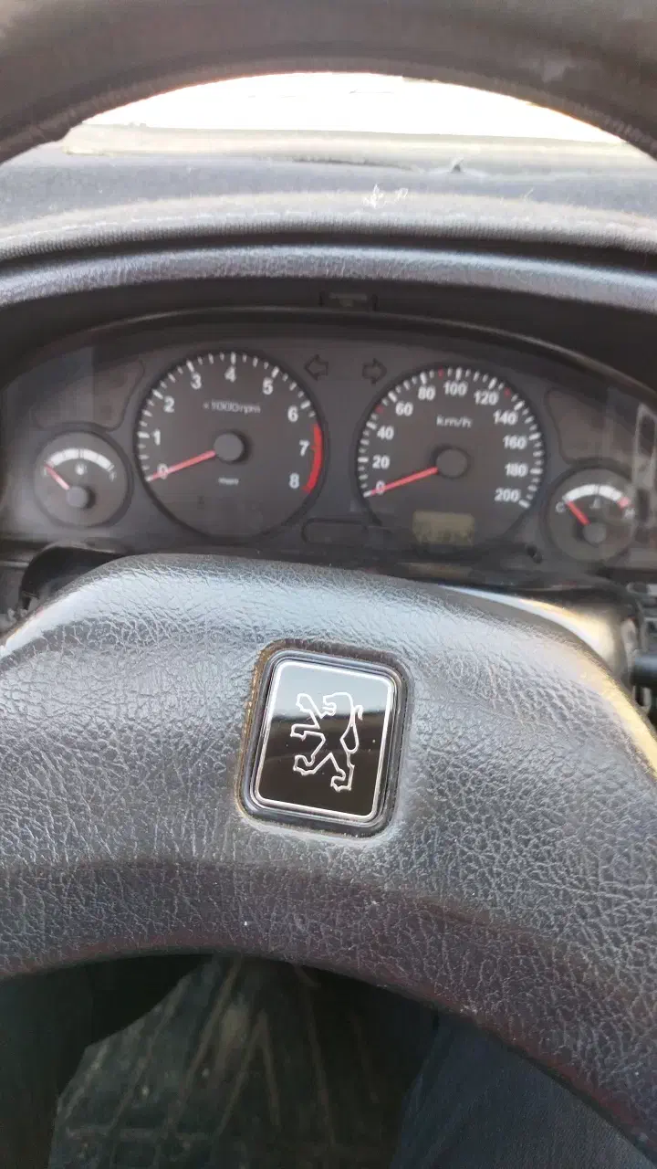 پژو 405|خودرو سواری و وانت|باغ بهادران, |دیوار