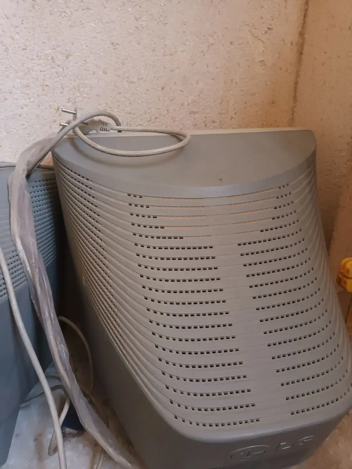 تعدادی کیس و مانیتور کاملا سالم|رایانه رومیزی|کاشان, امیرکبیر|دیوار