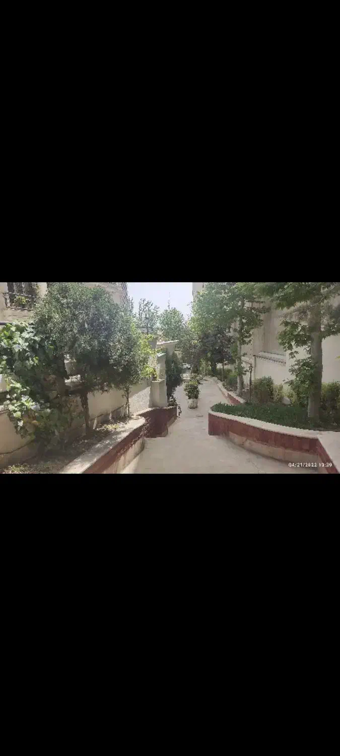 برج باغ،نخجوان،۱۳۵ متری،با استخروسونا وسالن ورزشی،