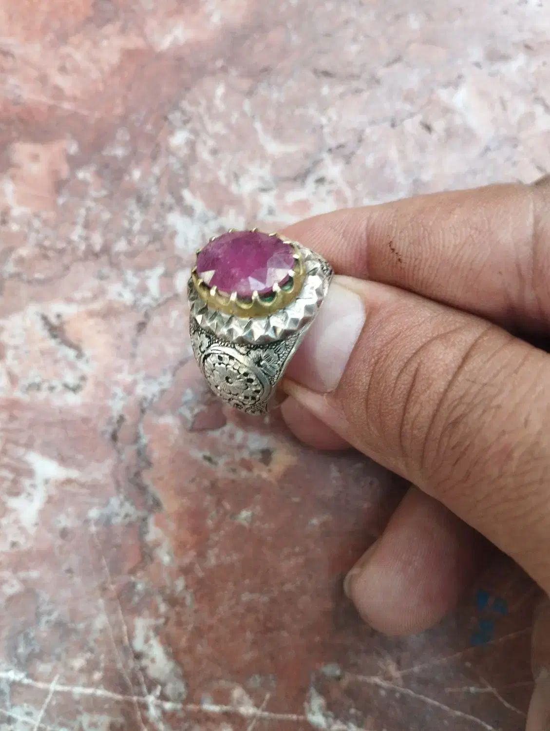 گردنبند زمرود ویاقوت سرخ|جواهرات|قزوین, |دیوار