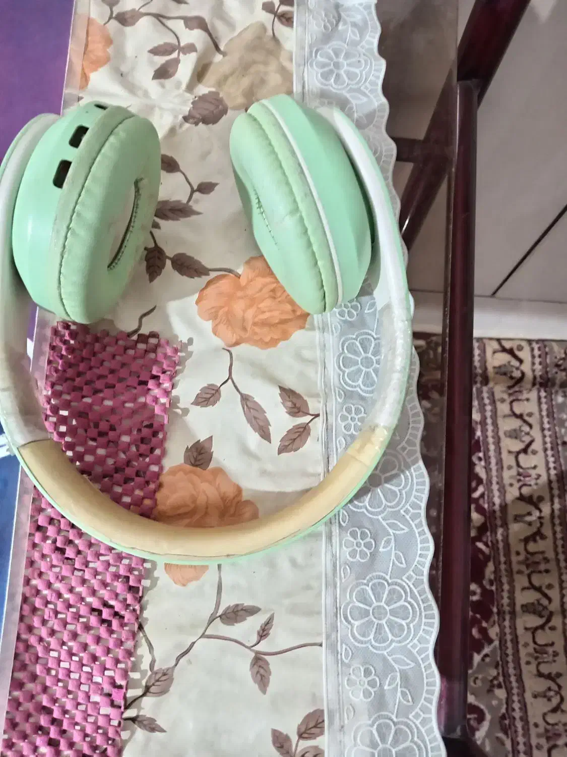 هدفون 200 میز دکور2تومان فرش3تومان|سیستم صوتی خانگی|نجف‌آباد, امیرآباد|دیوار