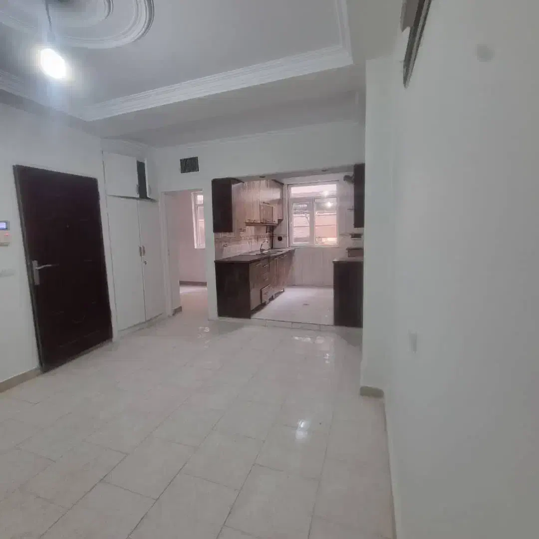 اجاره آپارتمان45متری باپارکینگ/آسانسوربالکن/انباری