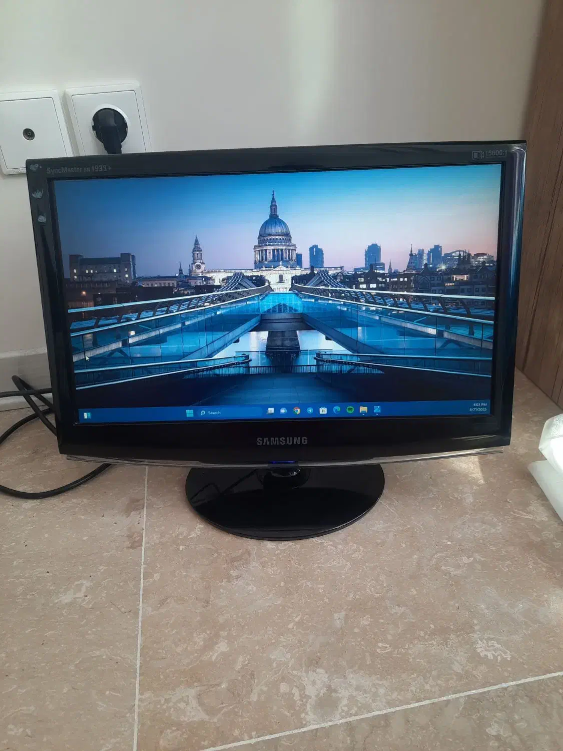 مانیتور ۱۹ اینچ سامسونگ HDMI|قطعات و لوازم جانبی رایانه|تهران, پاسداران|دیوار