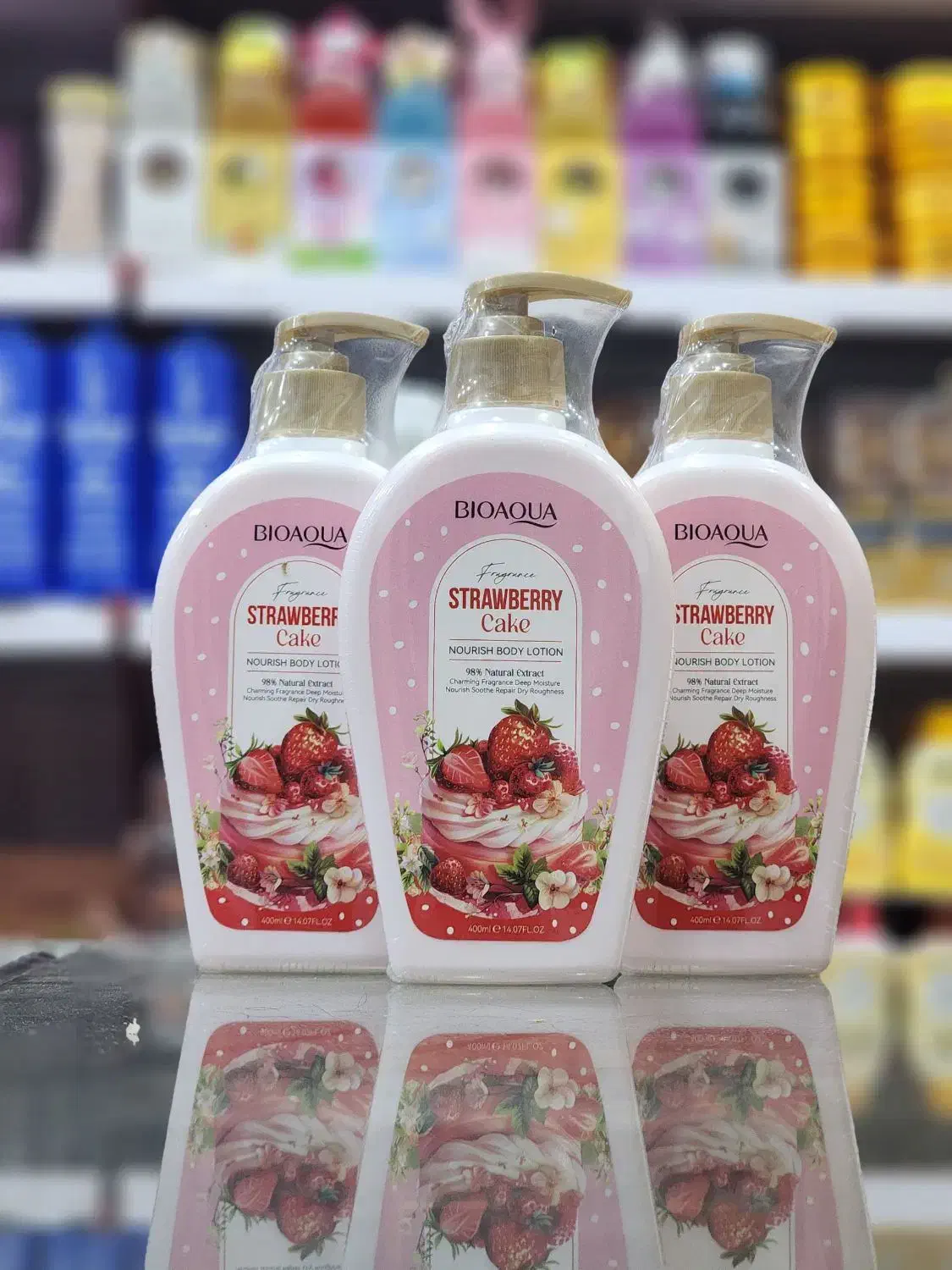 فروشنده خانم باسابقه آرایش بهداشتی|استخدام درمانی، زیبایی، بهداشتی|اهواز, نادری|دیوار