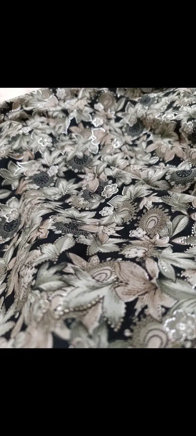 چادر رنگی|لباس|مسجد سلیمان, |دیوار