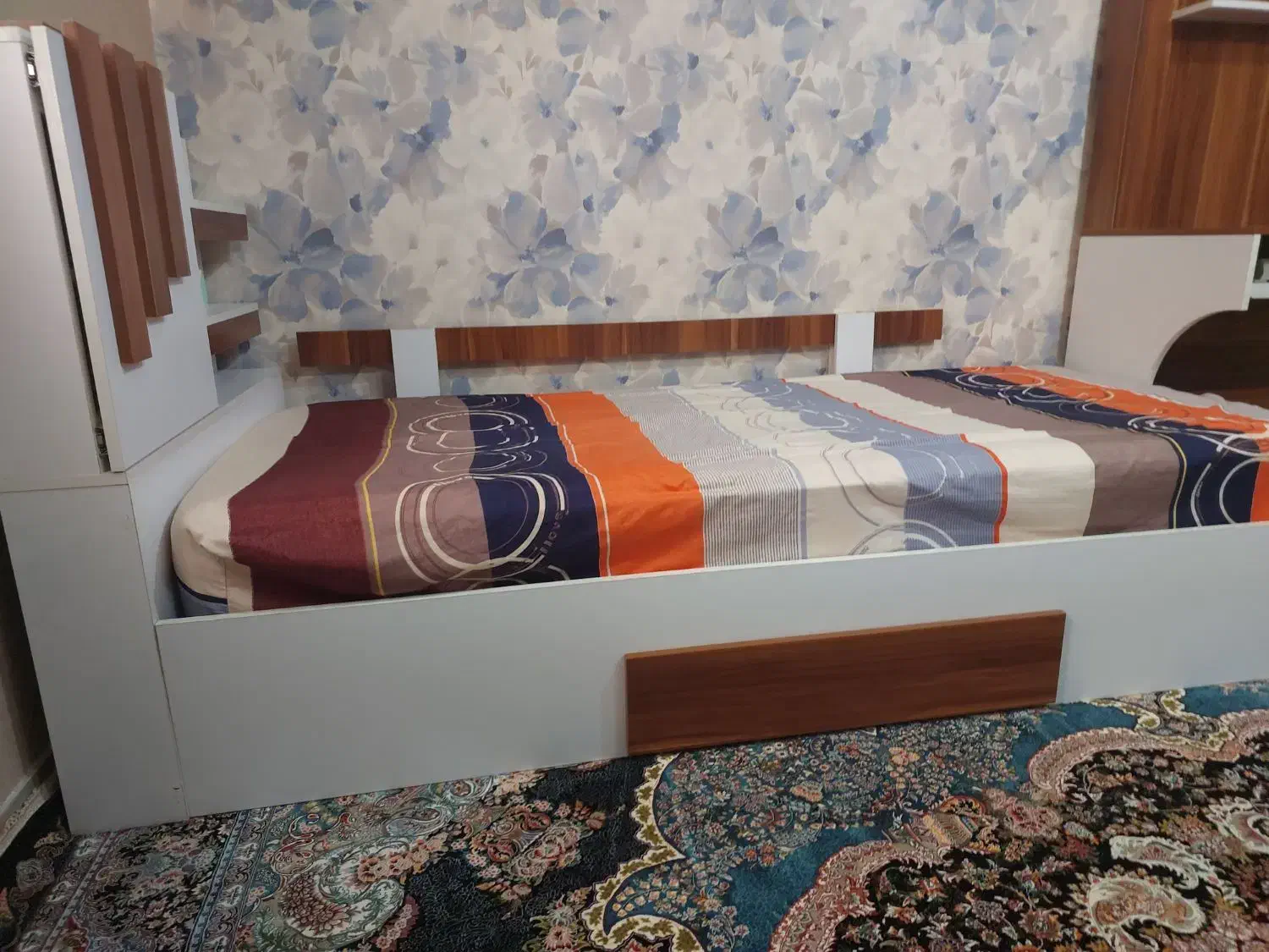 سرویس تخت خواب|تخت و سرویس خواب|اراک, |دیوار