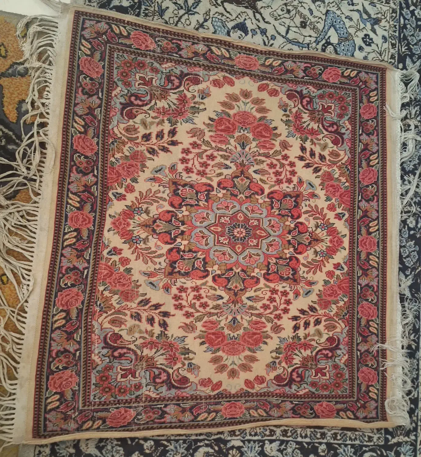 قالیچه دست بافت جنس کرک مرینوس|فرش|تهران, دستغیب|دیوار