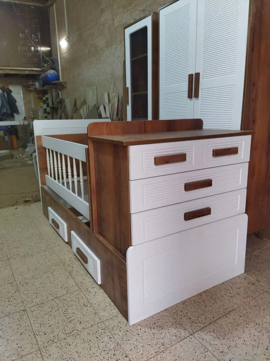 تولید تخت نوزاد نوجوان بزرگسال یک نفره|اسباب و اثاث بچه|مشهد, گلبرگ شمالی|دیوار