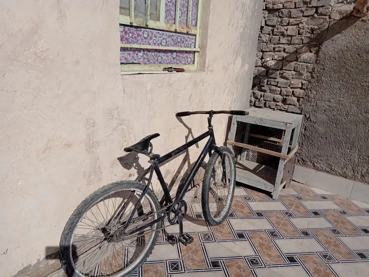 دوچرخه 26|دوچرخه، اسکیت، اسکوتر|نیمروز, |دیوار