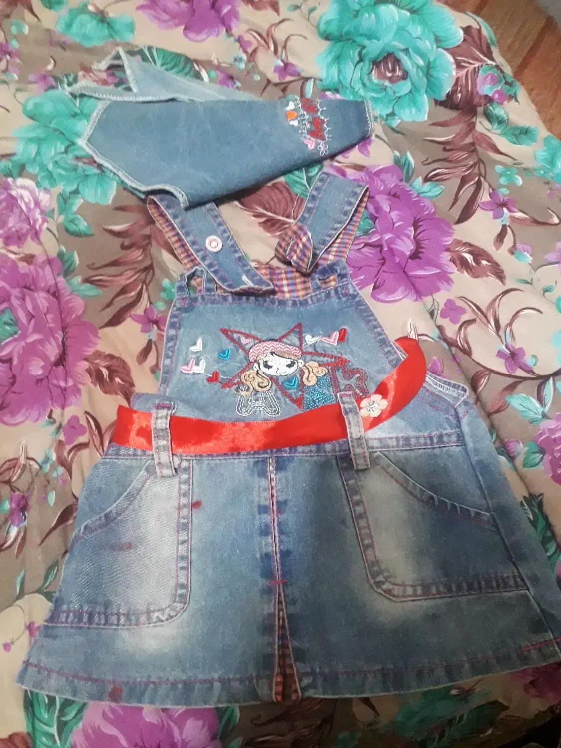 پیراهن لی با روسری و کلاه تا دوسال نونو۲۵۰|لباس|رشت, ولکس|دیوار